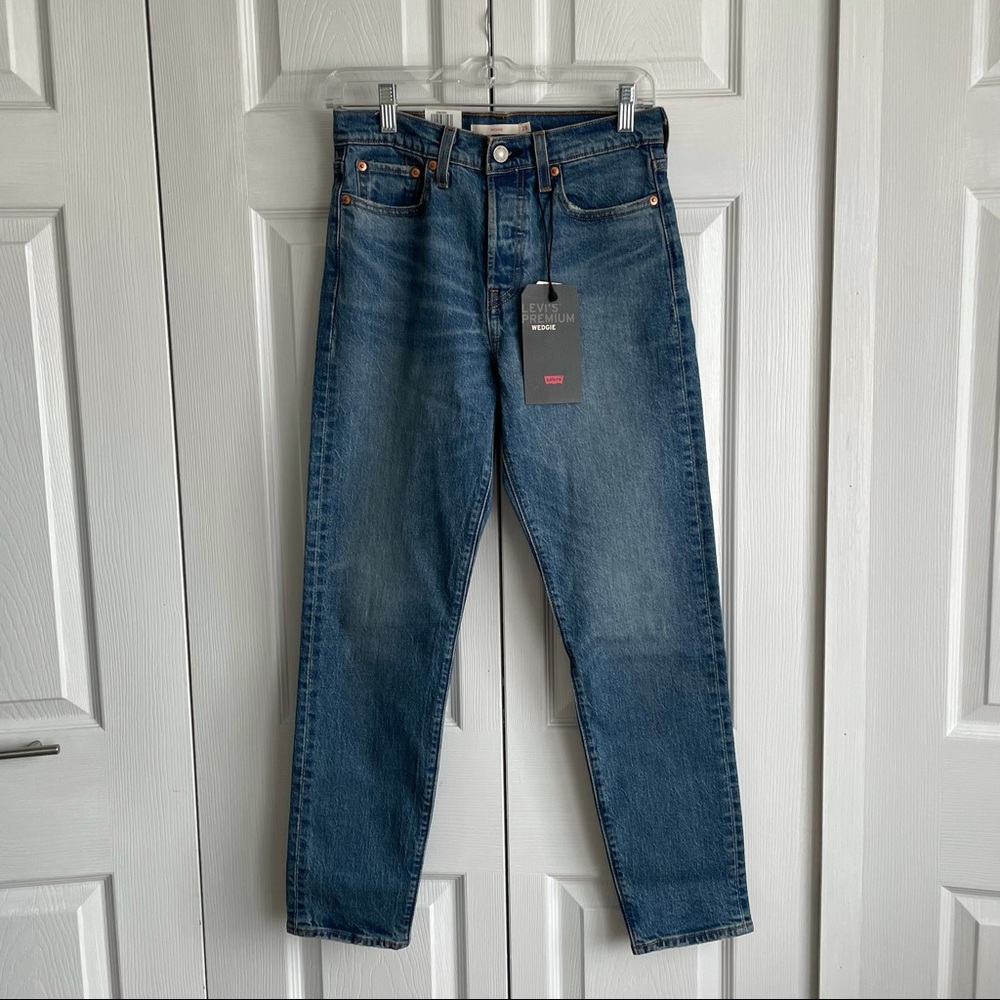 Levi’s High Rise Jeans